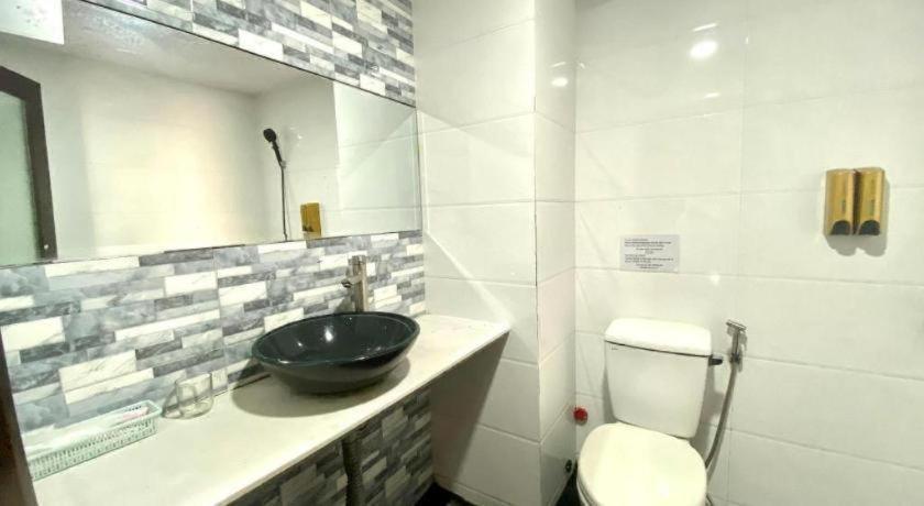 Amura Hotel Thu Duc Ho Chi Minh-stad Buitenkant foto